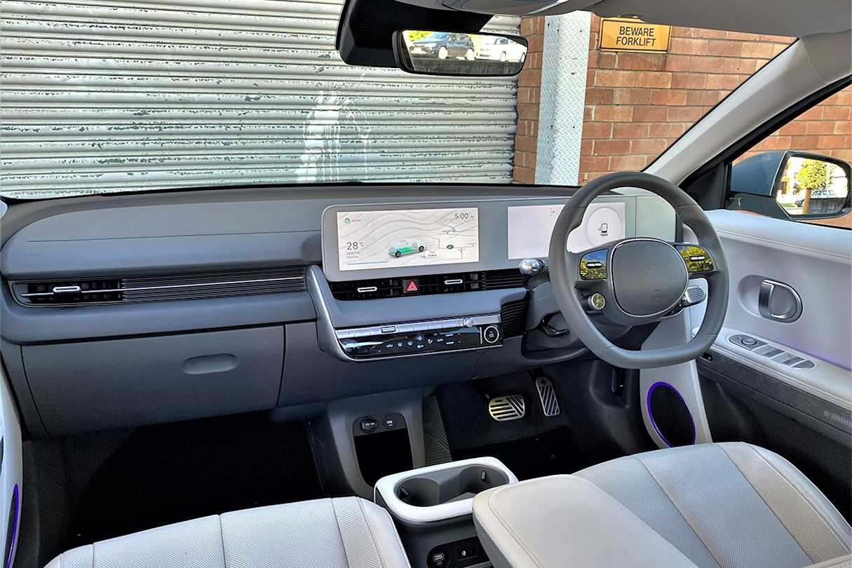 Coming standard are two impressive 12.3-inch displays, a Bose sound system, sat nav, Apple CarPlay and Android Auto, dual-zone climate control, leather upholstery, power-adjustable front seats. (Image: Richard Berry)